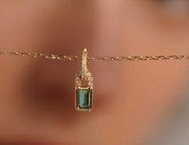 Green Gem Gold Chain