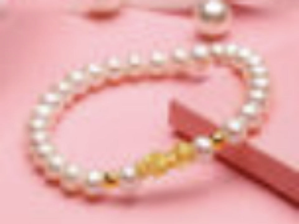Fortune Pearl Bracelet