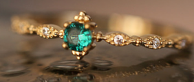 Emerald Glow Ring
