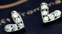 Heart with 5 Zircon Earrings