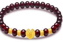 Natural Garnet with Gold Beads and Lucky Lock (5mm + 4mm)