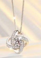 Intertwined Glow Diamond Necklace